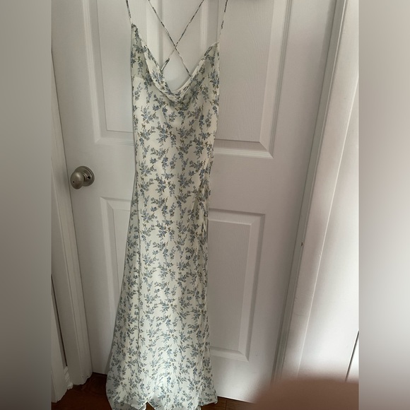 Size M | JLUXLABEL maxi floral dress - Picture 10 of 11
